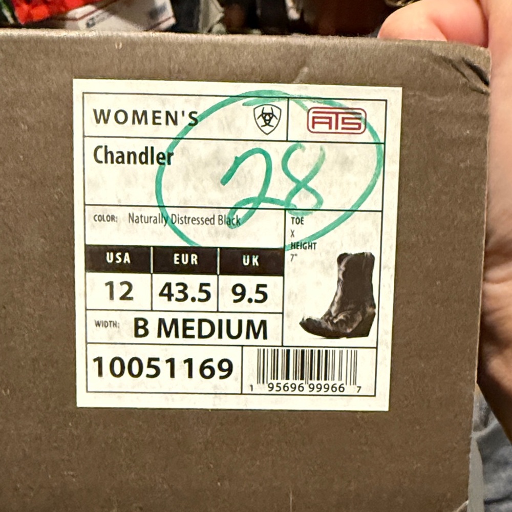 Ariat Women's Chandler Distressed Cowgirl Booties - Picture 4 of 4